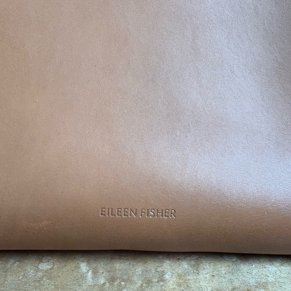 Eileen Fisher Vegetable Tanned Italian Leather Tote Bag - Picture 12 of 16